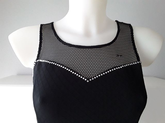 Top Peplum Guess Negro Talla S