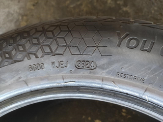 neumático Boto 225/55R17, año 2024.