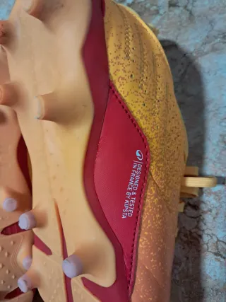 Botas de fútbol naranjas talla 41