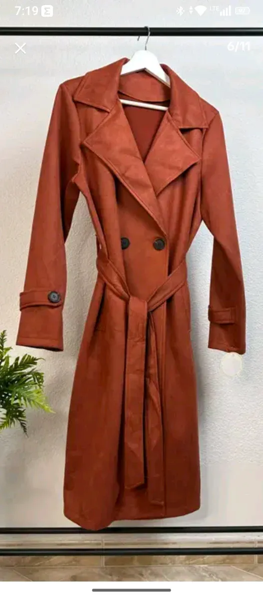 Gabardina larga antelina burdeos