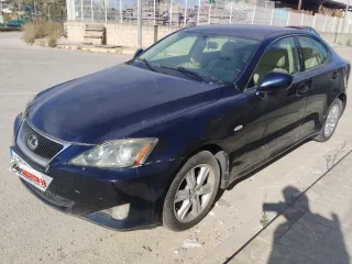 Despiece Lexus IS220
