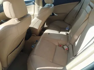 Despiece Lexus IS220