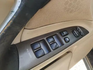 Despiece Lexus IS220