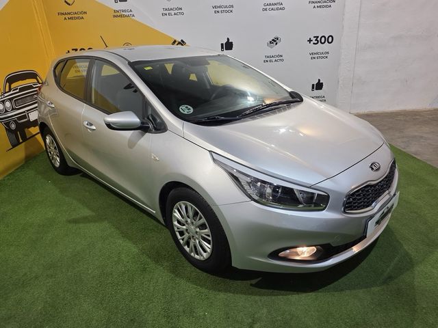 KIA CEED 1.4 CRDi 90 CV UNICO DUEÑO
