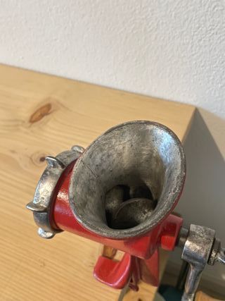 Tritacarne Vintage Rosso