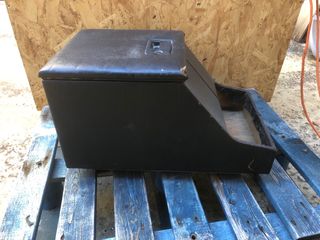 Cubibox Land Rover Defender, guantera cofre