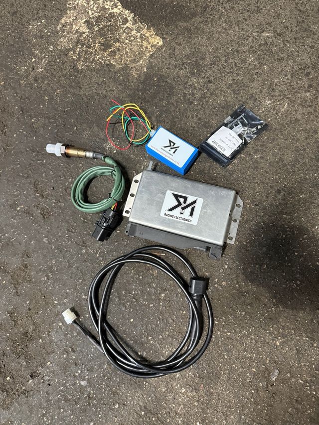 Centralita RM Racing Electronics BMW M52