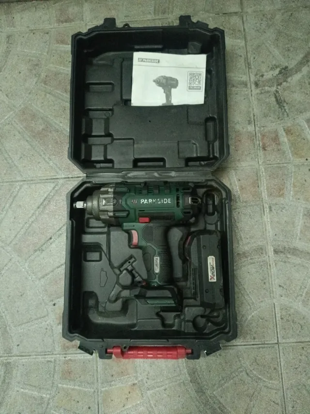 Pistola de impacto Parkside 20V com bateria 4Ah