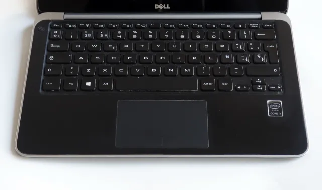 DELL XPS ORDENADOR PORTÁTIL i7 SSD PANTALLA TÁCTIL