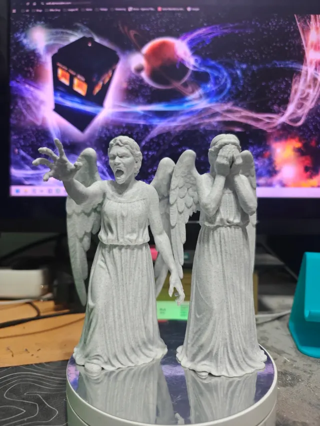 Doctor Who Ángeles Llorones