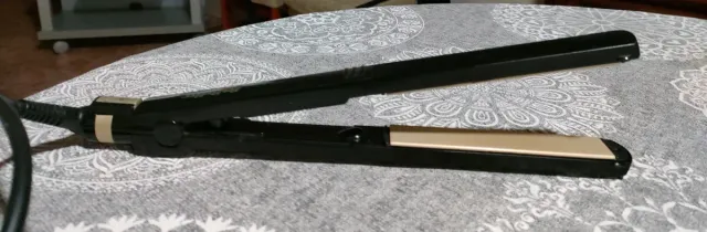 Plancha de pelo BaByliss negra