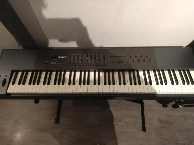 Oxigen 88 Teclas Piano MIDI