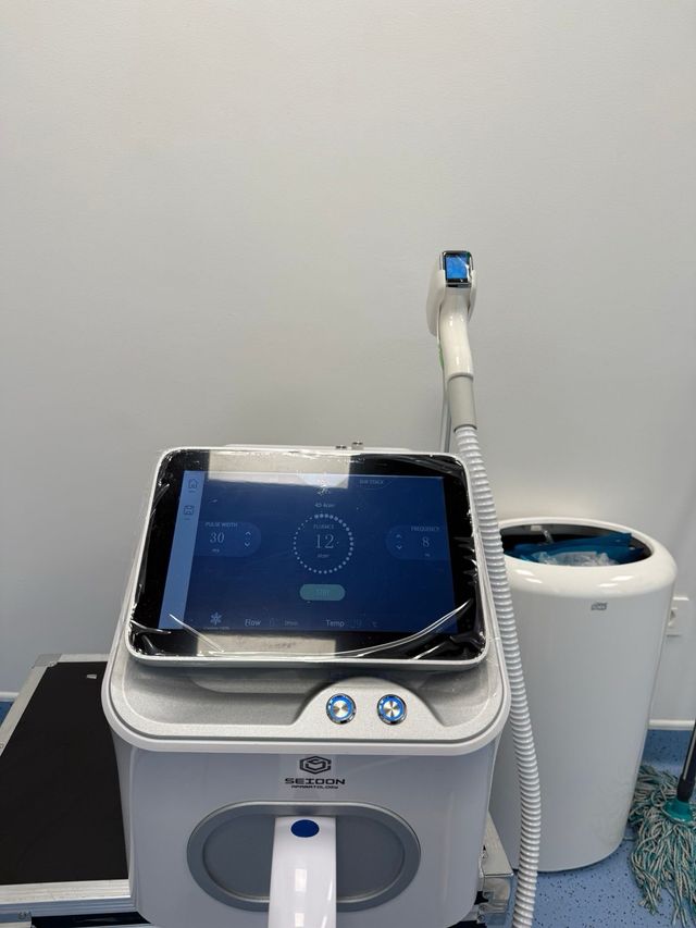 Láser Diodo 4 Ondas Plata/Blanco