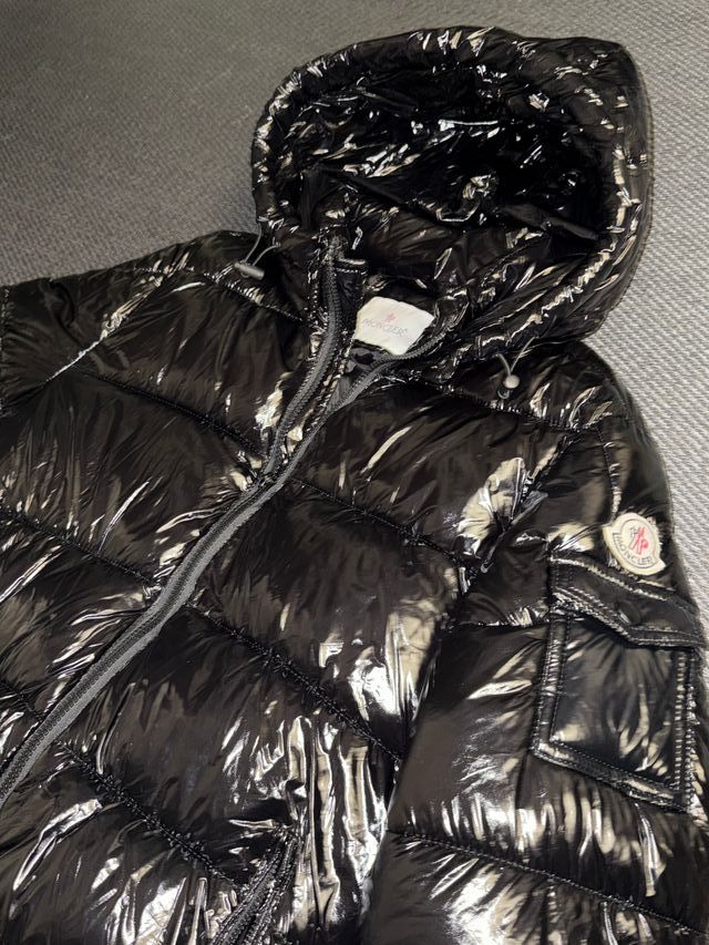 Chaqueta Moncler Brillante Negra Talla M