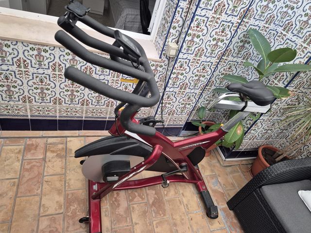 Bicicleta Indoor BH LK700IC
