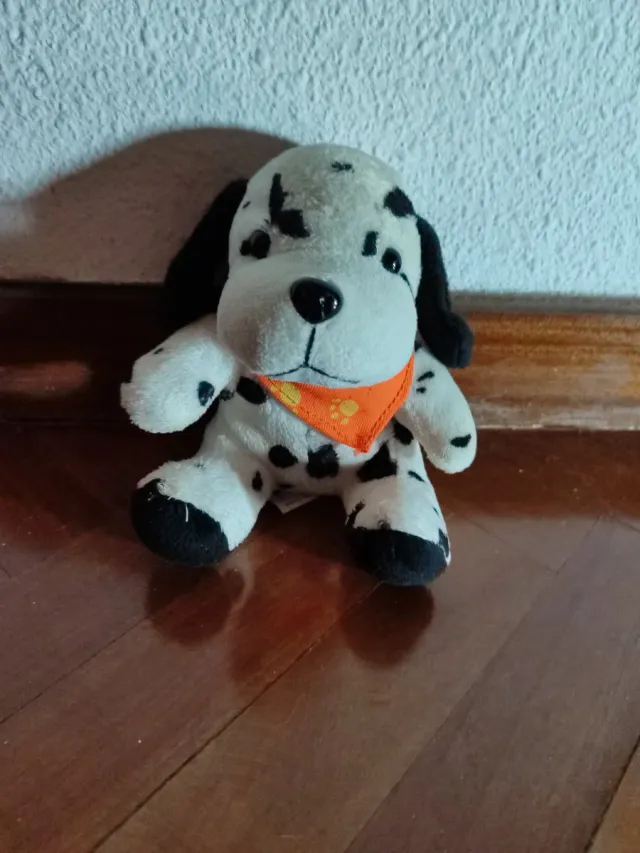 Peluche perro dálmata con pañuelo