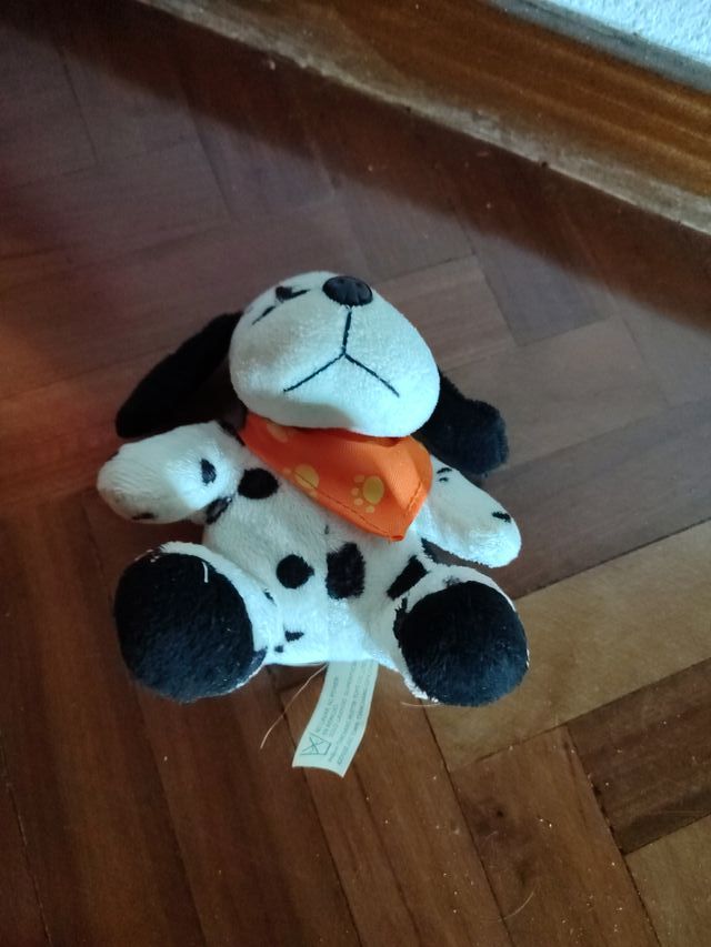 Peluche perro dálmata con pañuelo