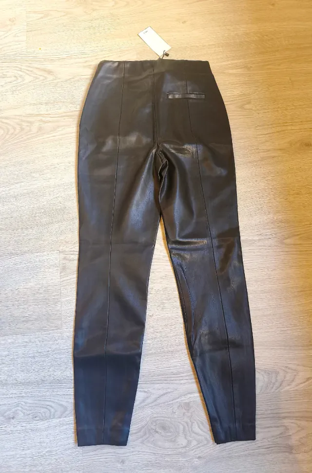 Pantalón Mango t.34