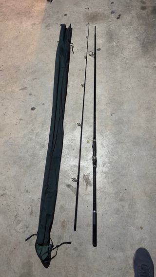 Caña de pesca CarpFishing Cormoran +carrete Daiwa