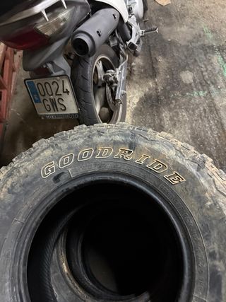 3 Neumáticos 32x11.5 R15LT