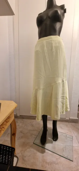 Falda Larga Amarilla