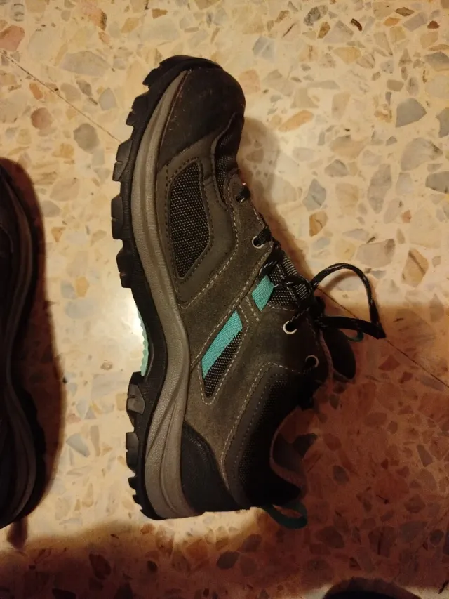 Tênis de montanha e trekking à prova d'água