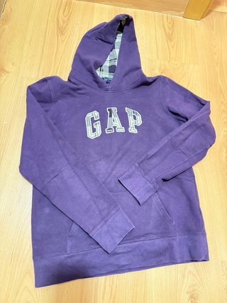Sudadera morada GAP