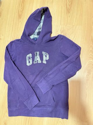 Sudadera morada GAP