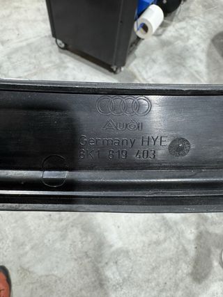 Tapa Torpedo Audi A4 B8