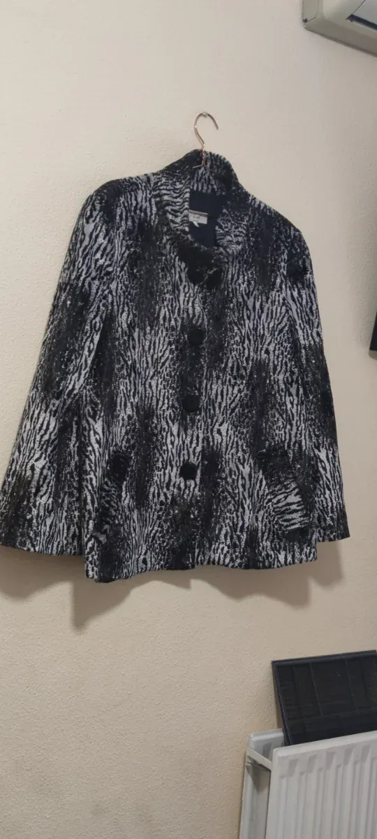 Chaquetón suave estampado leopardo