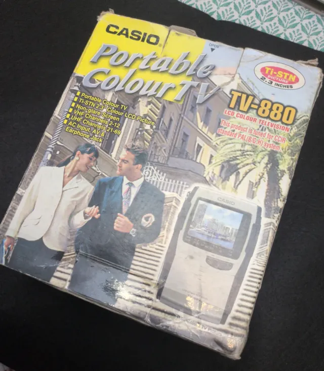 TV Portable Color - Casio TV- 880