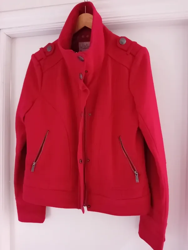 Cazadora Bsk Roja Talla L