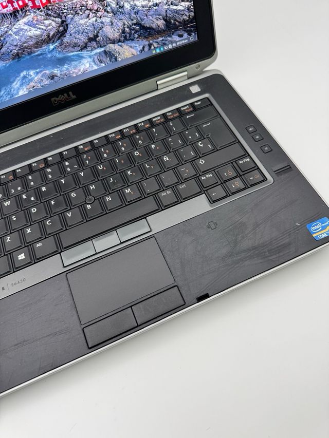 Dell i5, 8ram, 1000gb HDD, Nvidia 1GB, SIN BATERIA