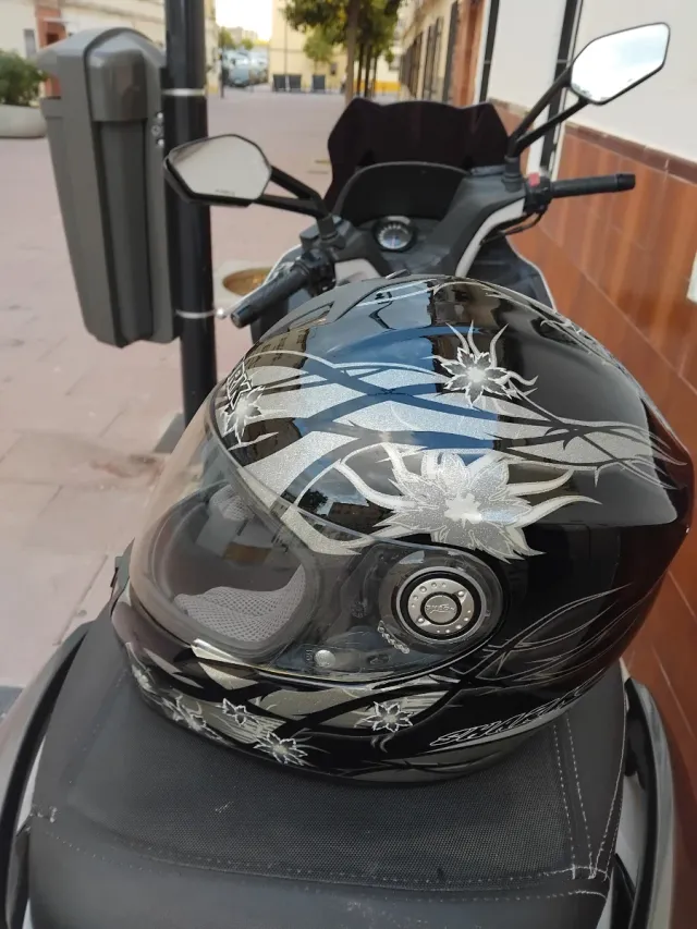 Casco de moto Shark talla s