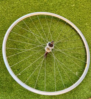 Rueda CODA 700 / Mavic X221 . 26”