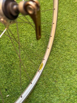 Rueda CODA 700 / Mavic X221 . 26”