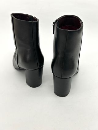 Nuovi Stivaletti nappa vera pelle n.36