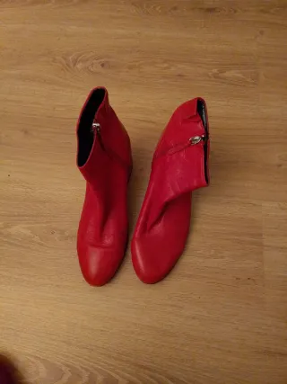 Botines Piel Roja Pull&Bear Talla 40