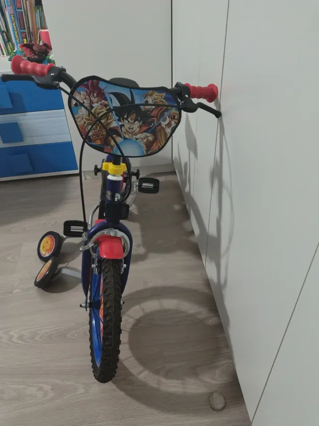 Bicicleta infantil 14" pulgadas.