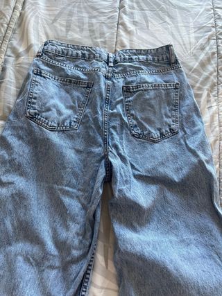 Pantalón vaquero ancho chica