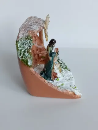 Presepe in miniatura fatto a mano