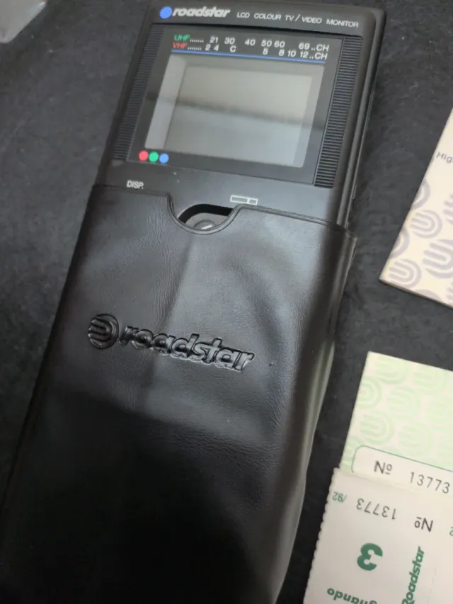 Roadstar CTV-901 TV LCD Portátil + Monitor