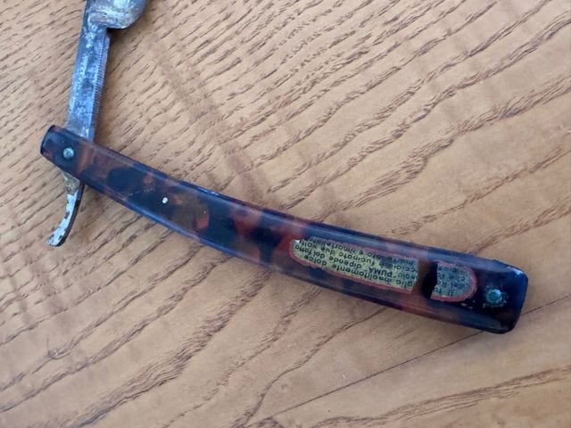 Rasoio mano libera Puma 91 con custodia