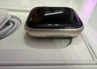 Apple Watch 7, 82% batería. No negociable