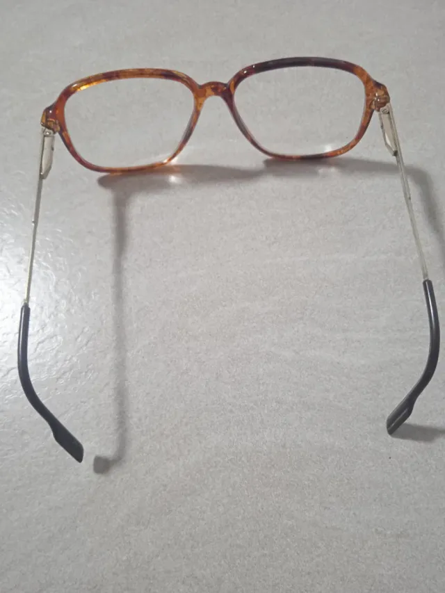 Occhiali vintage marroni tartarugati