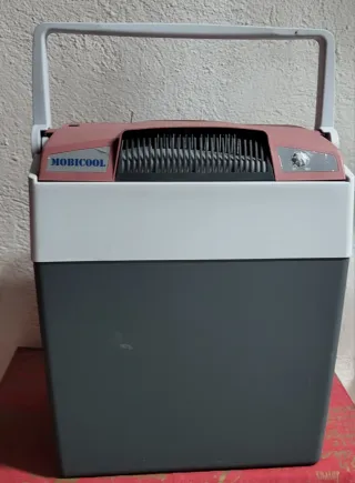 Nevera Portátil MOBICOOL 29L