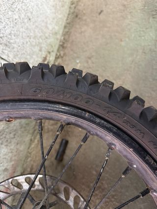 Neumático Pit Bike con Llanta y Disco 60/100-14