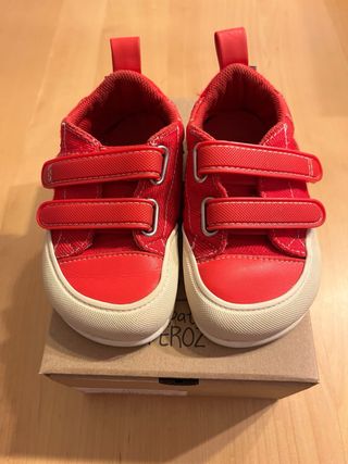 Zapato Feroz  Moraira Rayo tejano rojo. Talla L.