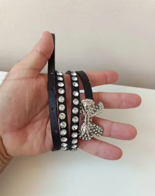 Cintura nera con strass