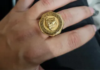 Anillo de acero